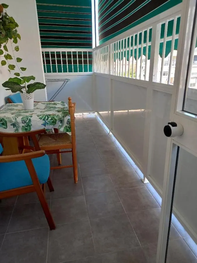 Central Apartment With Large Terrace مالقة إسبانيا